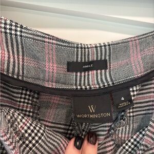 Worthington Black and Pink Plaid Pants